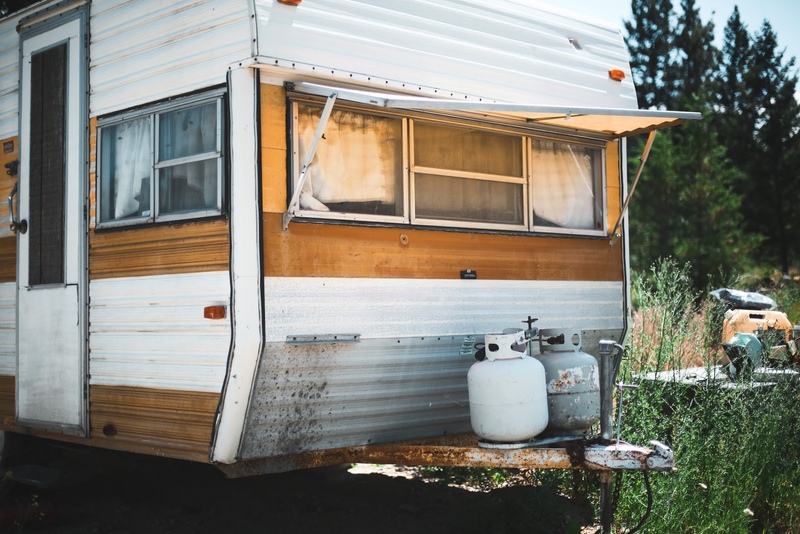 Stay safety for camper——propane canister