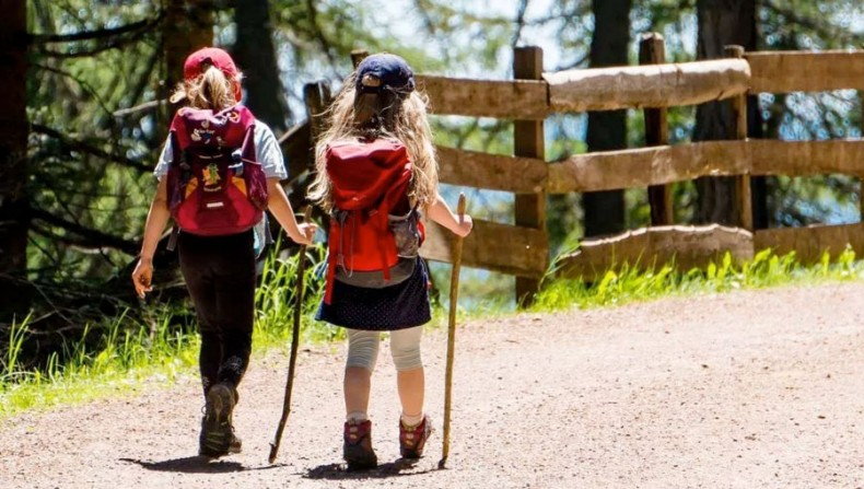 Here are some tips you should know about hiking for kids.